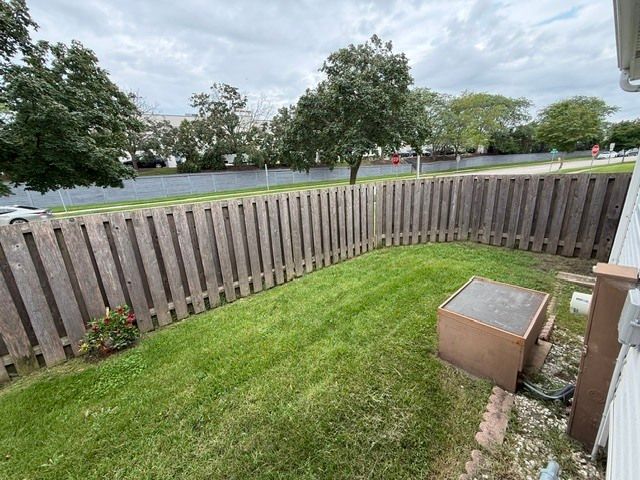 337 E Roland Drive, Glendale Heights, IL 60139