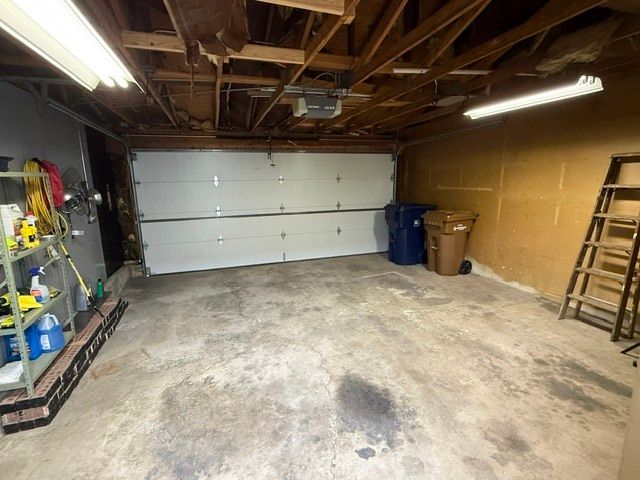 337 E Roland Drive, Glendale Heights, IL 60139