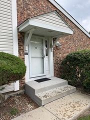 337 E Roland Drive, Glendale Heights, IL 60139