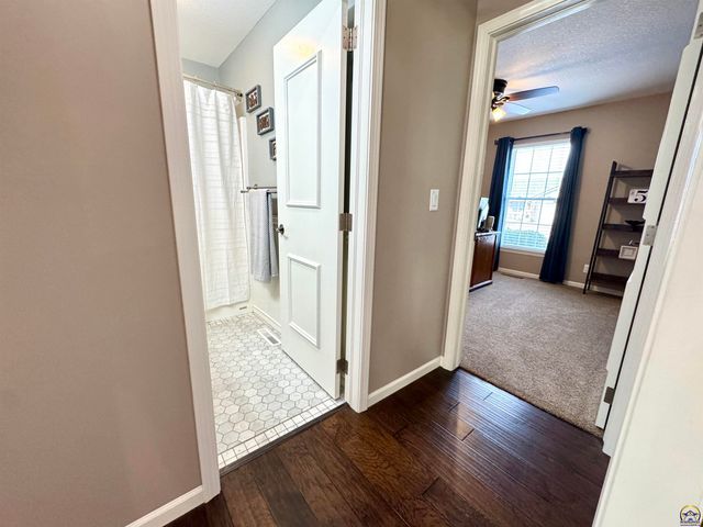 3007 S Parkway Ct, Emporia, KS 66801