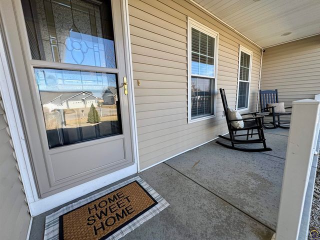 3007 S Parkway Ct, Emporia, KS 66801