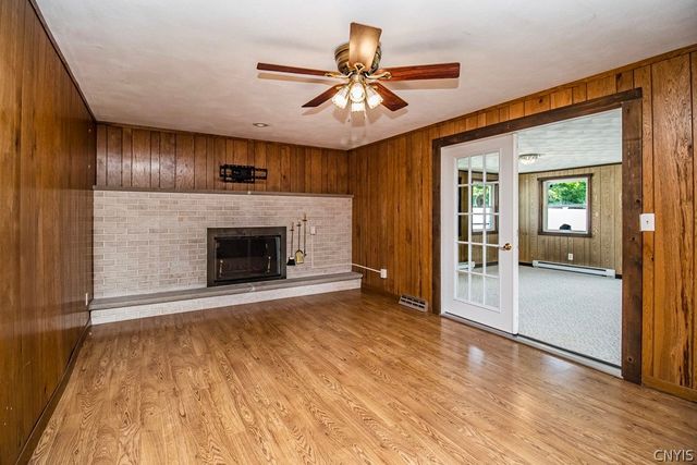 7755 Treadmill Circle, Clay, NY 13090