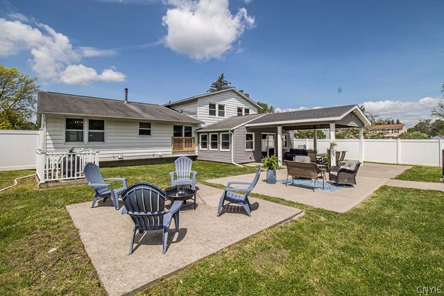 7755 Treadmill Circle, Clay, NY 13090