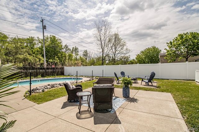 7755 Treadmill Circle, Clay, NY 13090