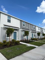 2976 SKYLINE LOOP, Kissimmee, FL 34758