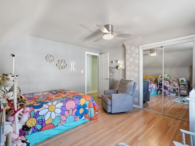22820 Ridgeway Street, Saint Clair Shores, MI 48080