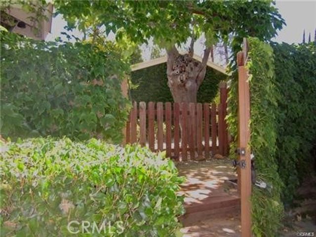 23101 Lanark Street 2, West Hills, CA 91304