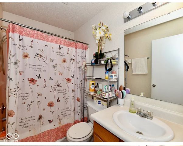 5302 Cliff Ridge Drive, Indianapolis, IN 46217