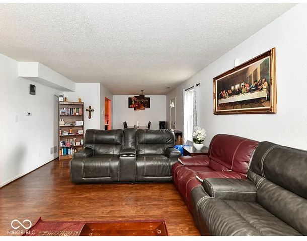 5302 Cliff Ridge Drive, Indianapolis, IN 46217