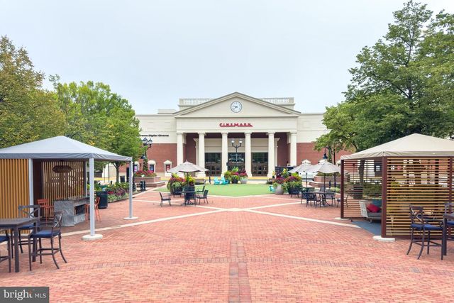 4579 WHITTEMORE PL #1242, Fairfax, VA 22030