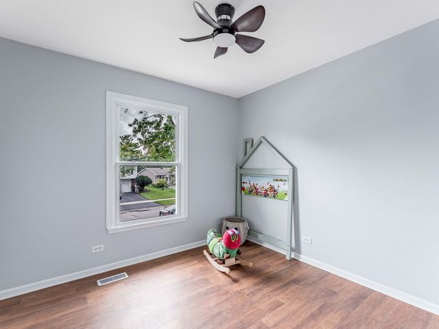113 Camelot Way, Bolingbrook, IL 60440
