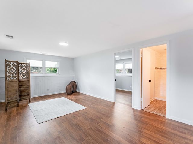 113 Camelot Way, Bolingbrook, IL 60440