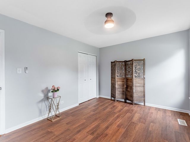 113 Camelot Way, Bolingbrook, IL 60440