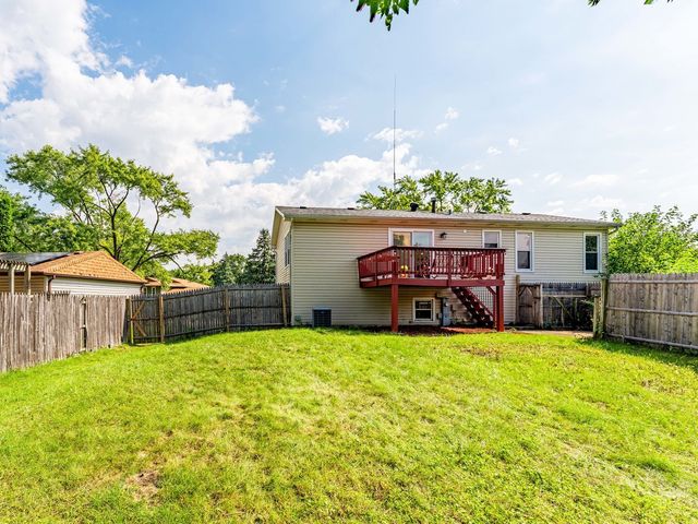 113 Camelot Way, Bolingbrook, IL 60440
