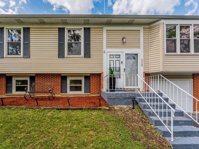 113 Camelot Way, Bolingbrook, IL 60440
