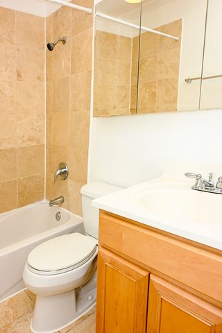 1415 W Lunt Avenue 408, Chicago, IL 60626
