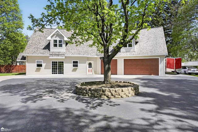 2292 N Belsay Road, Burton, MI 48509
