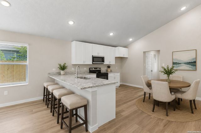 246 Jesse, San Antonio, TX 78237