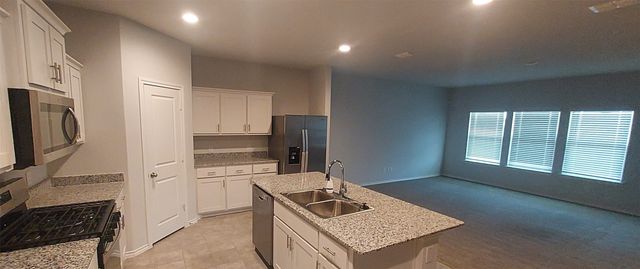 601 Whitecomb Lane, Justin, TX 76247
