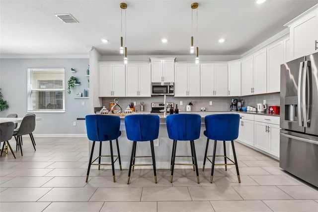571 STICKS STREET, Davenport, FL 33896