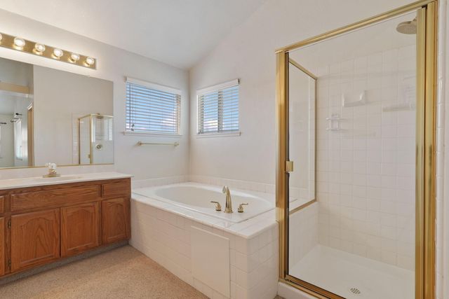 1813 Mark Mead Ln, Modesto, CA 95356