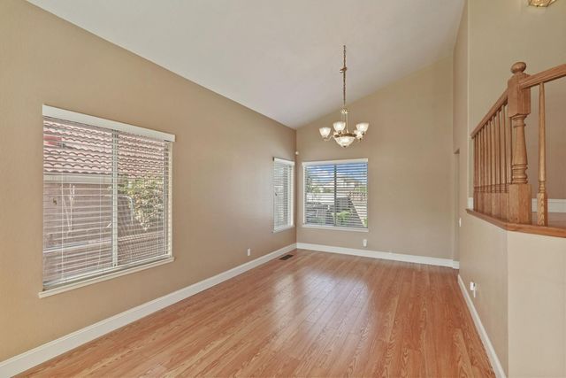 1813 Mark Mead Ln, Modesto, CA 95356