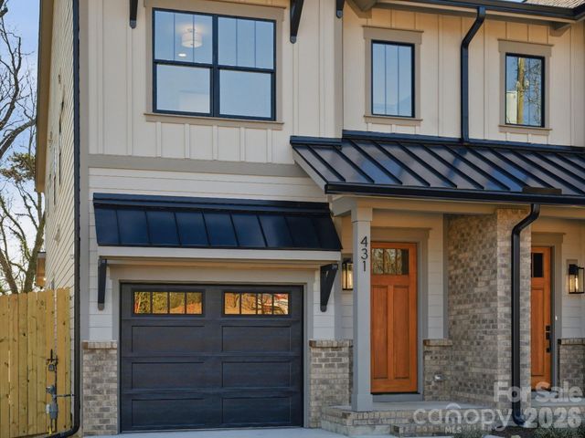 431 W Peterson Drive, Charlotte, NC 28203
