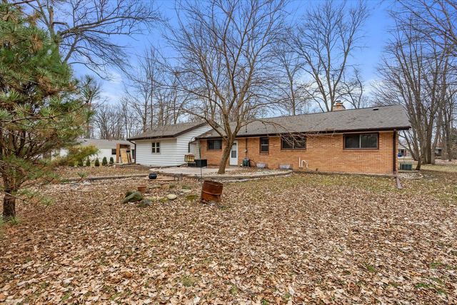 2570 Gaywood COURT, Brookfield, WI 53045