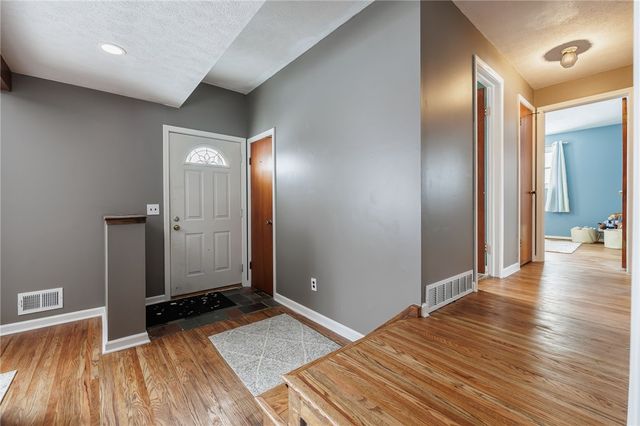 47 Academy Drive, Henrietta, NY 14623