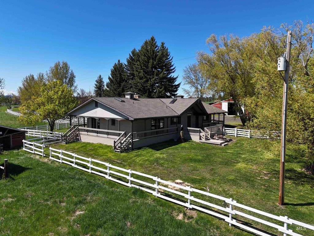 56922 S Hwy 97, St. Maries, ID 83861 photo 12