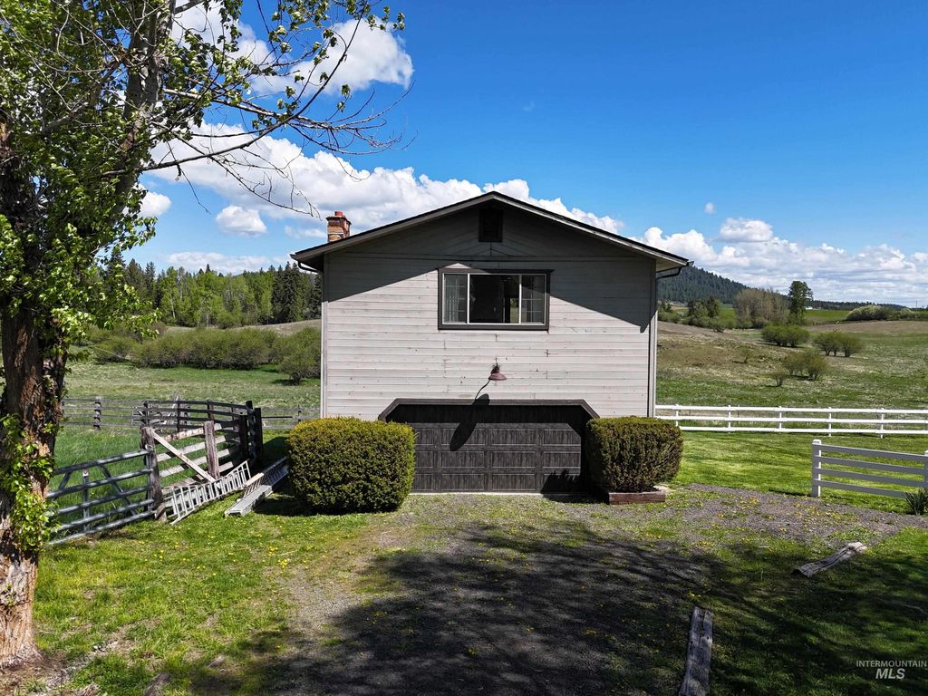 56922 S Hwy 97, St. Maries, ID 83861 photo 25