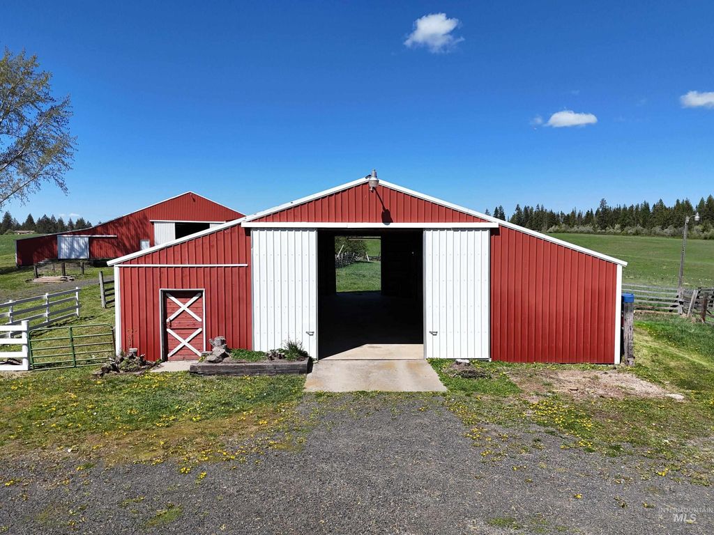 56922 S Hwy 97, St. Maries, ID 83861 photo 6