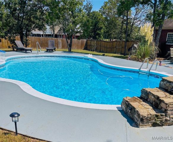 107 Shenandoah Court, Prattville, AL 36067