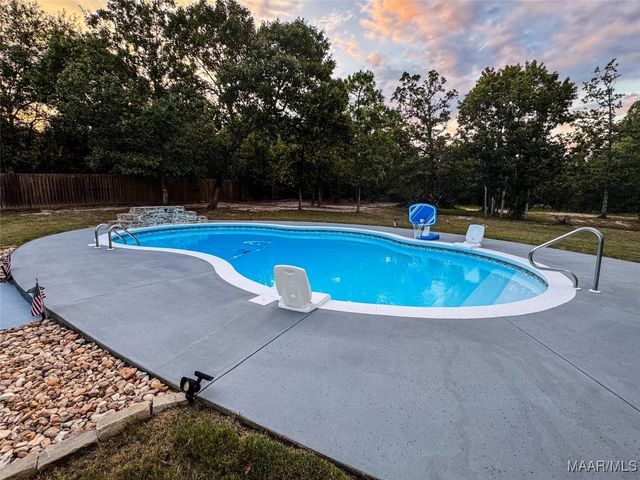 107 Shenandoah Court, Prattville, AL 36067