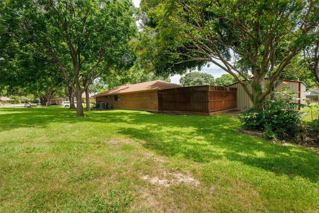 200 Westpark Drive N, Mckinney, TX 75071