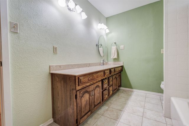 200 Westpark Drive N, Mckinney, TX 75071