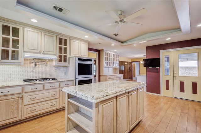 200 Westpark Drive N, Mckinney, TX 75071