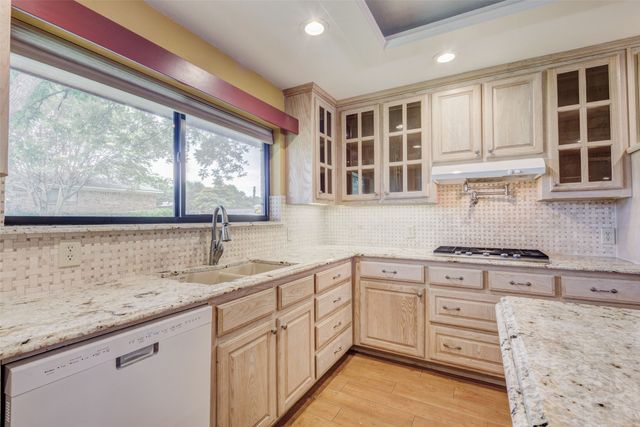 200 Westpark Drive N, Mckinney, TX 75071