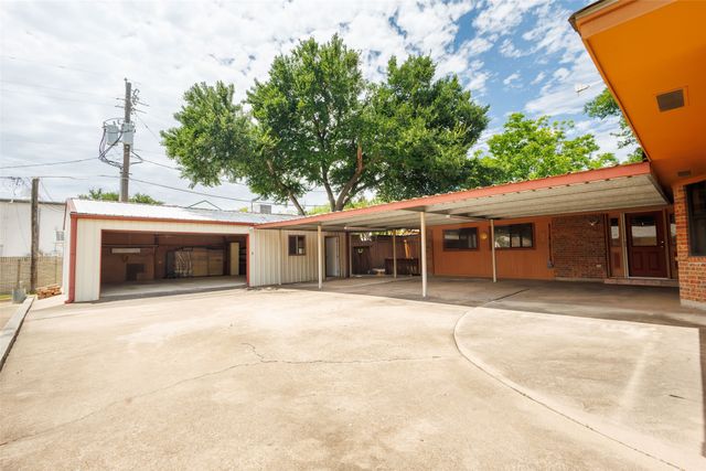 200 Westpark Drive N, Mckinney, TX 75071