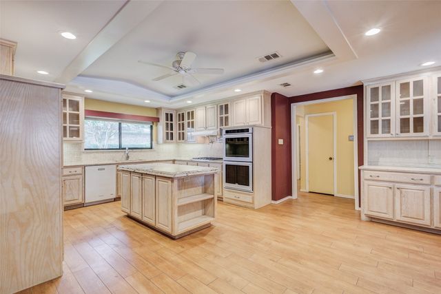 200 Westpark Drive N, Mckinney, TX 75071