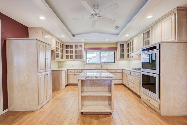 200 Westpark Drive N, Mckinney, TX 75071