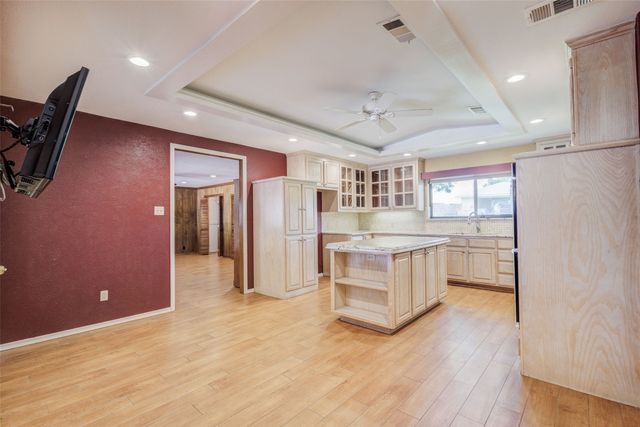 200 Westpark Drive N, Mckinney, TX 75071