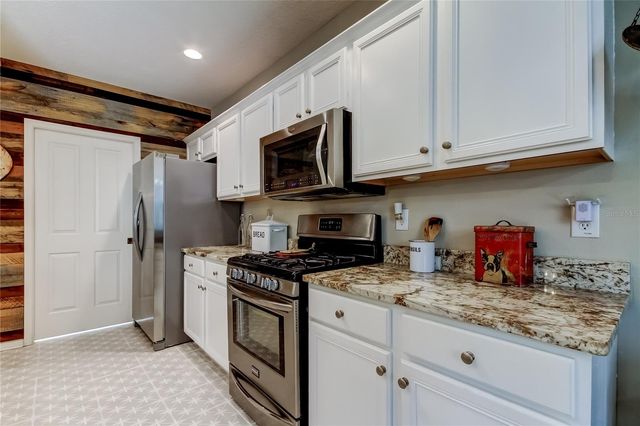 10019 BRADWELL PLACE, Tampa, FL 33626