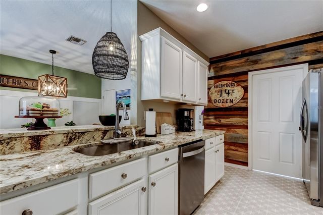 10019 BRADWELL PLACE, Tampa, FL 33626