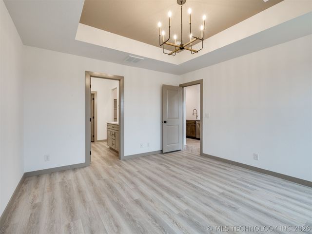 3381 E 153rd Street S, Bixby, OK 74008