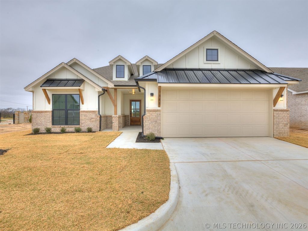 3381 E 153rd Street S, Bixby, OK 74008