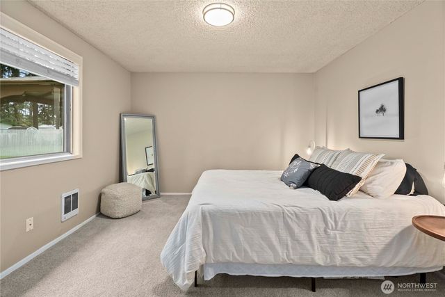 31003 149th Avenue SE, Kent, WA 98042