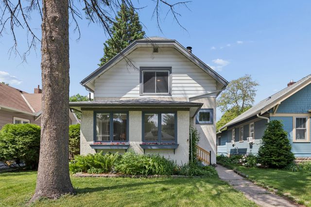 1739 Palace Avenue, Saint Paul, MN 55105