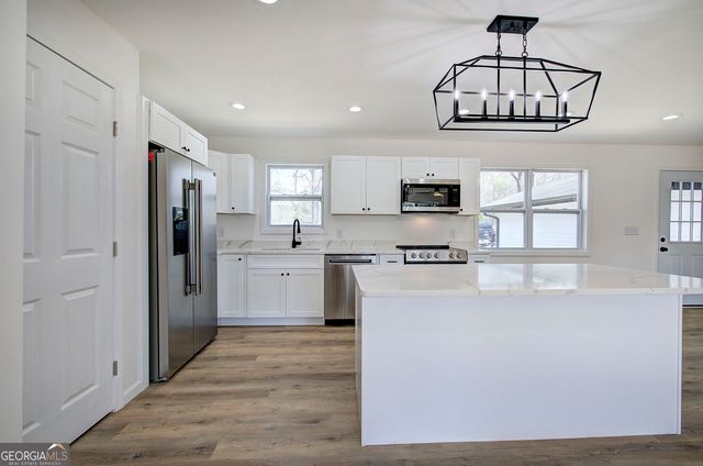 516 Baxter Road SE, Calhoun, GA 30701