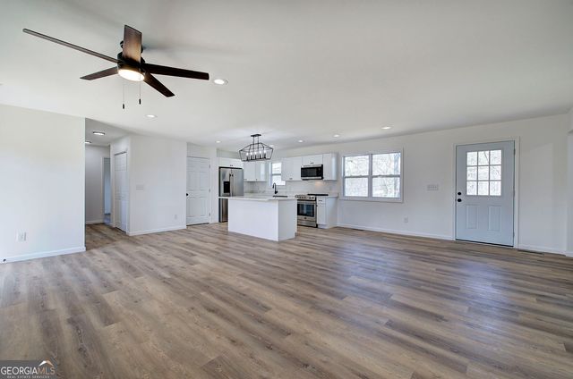 516 Baxter Road SE, Calhoun, GA 30701